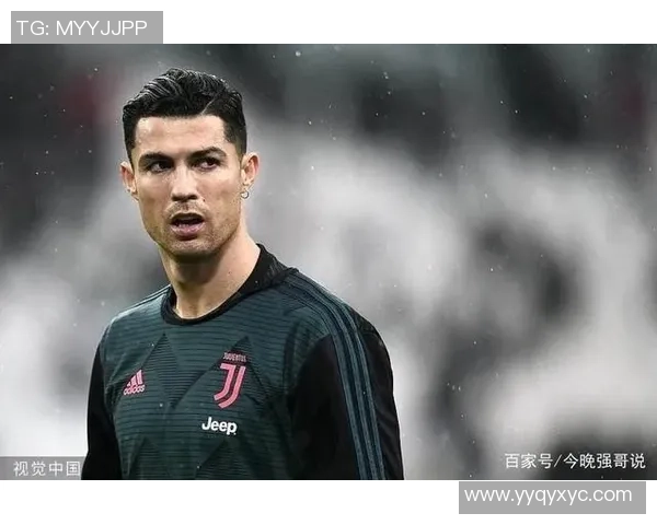 足球明星闪耀瞬间尽显风采的精彩图片合集