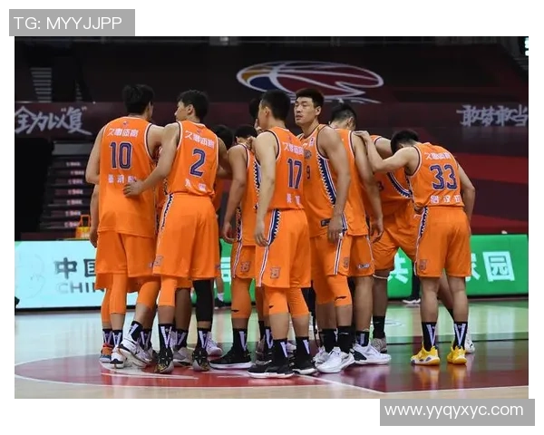 深入分析上海篮球队的运营策略与战术布局探讨 深入分析上海篮球队的运营策略与战术布局探讨