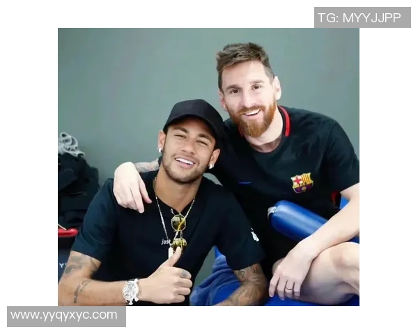 男模与足球明星的完美结合盘点全球最具魅力的运动员与时尚偶像 男模与足球明星的完美结合盘点全球最具魅力的运动员与时尚偶像