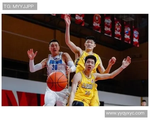 成都篮球队强势领跑精英赛积分榜总分达83分展现冠军实力 成都篮球队强势领跑精英赛积分榜总分达83分展现冠军实力